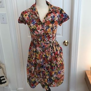 VINTAGE FLORAL BUTTON UP COLLARED DRESS